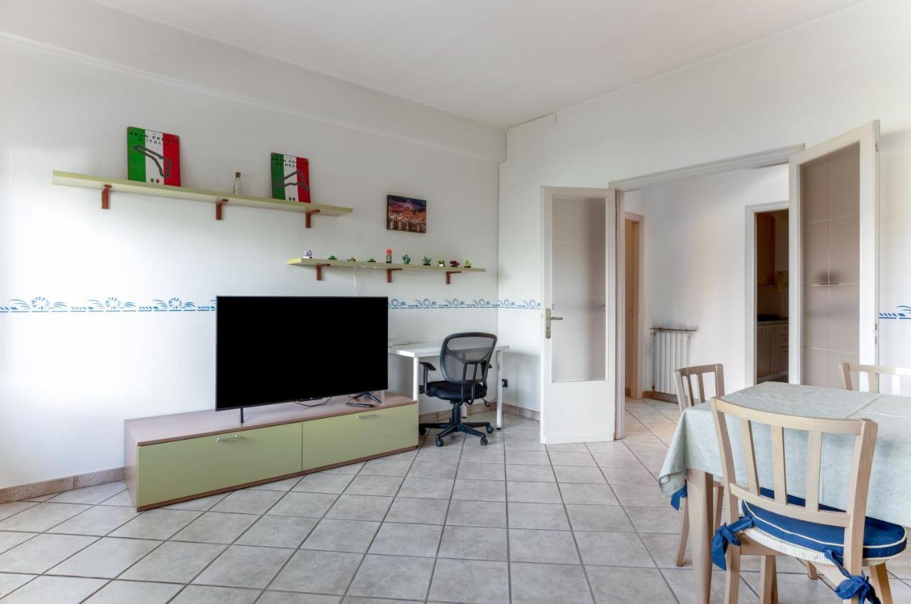 Lucca Roomy Apartment With Balcony And Parking! Exterior foto