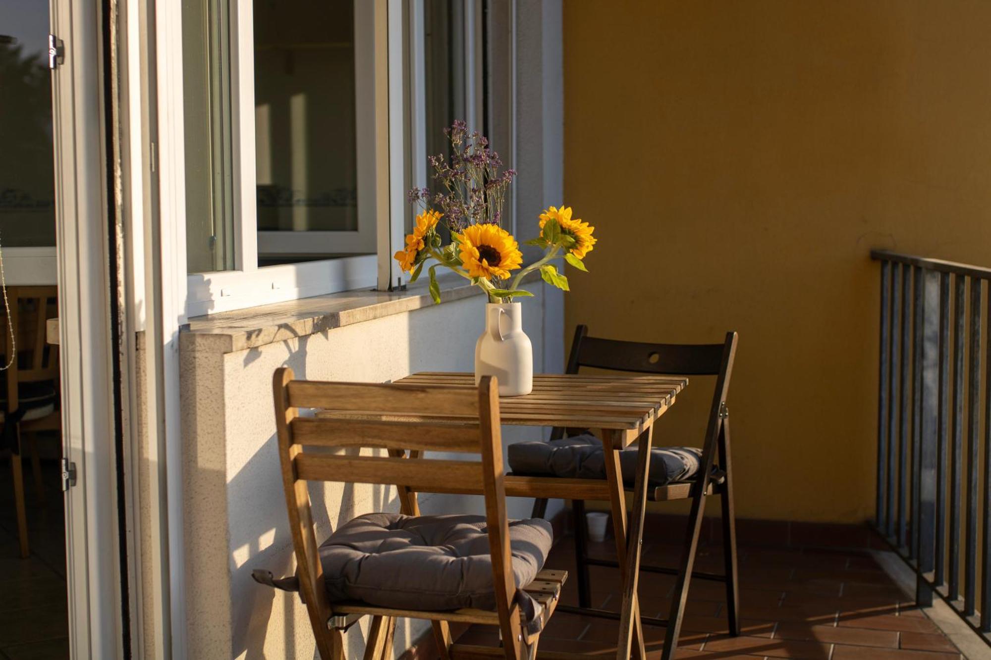 Lucca Roomy Apartment With Balcony And Parking! Exterior foto